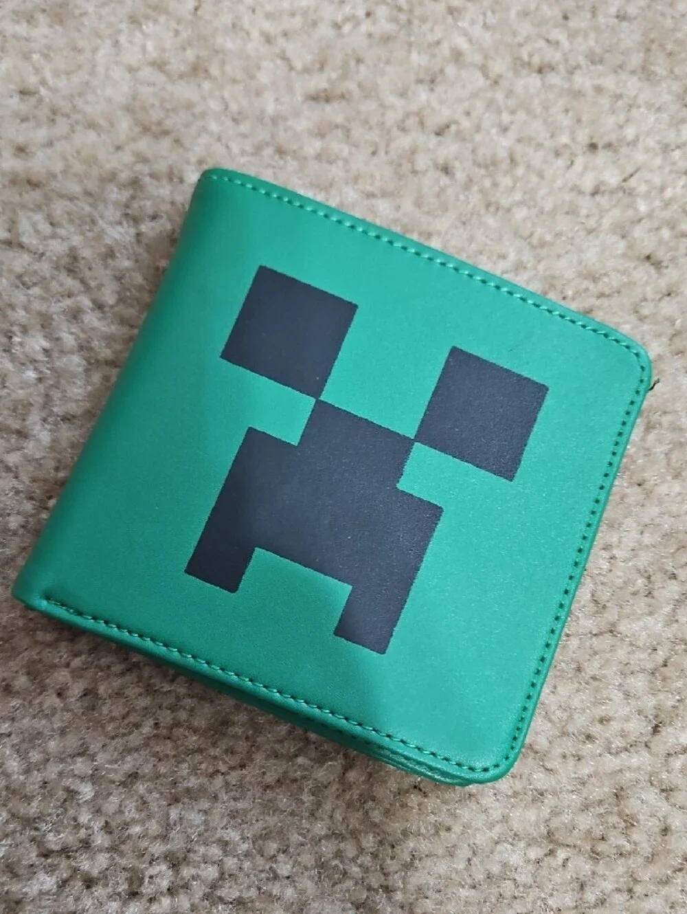 Kids Green Creeper Face Wallet - Fun Gaming Design